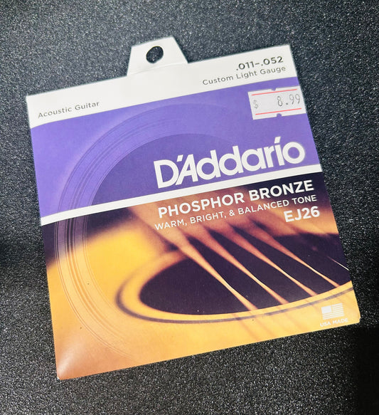 D'Addario Acoustic Guitar Strings, Phosphor Bronze, EJ26, Custom Light Gauge 11-52